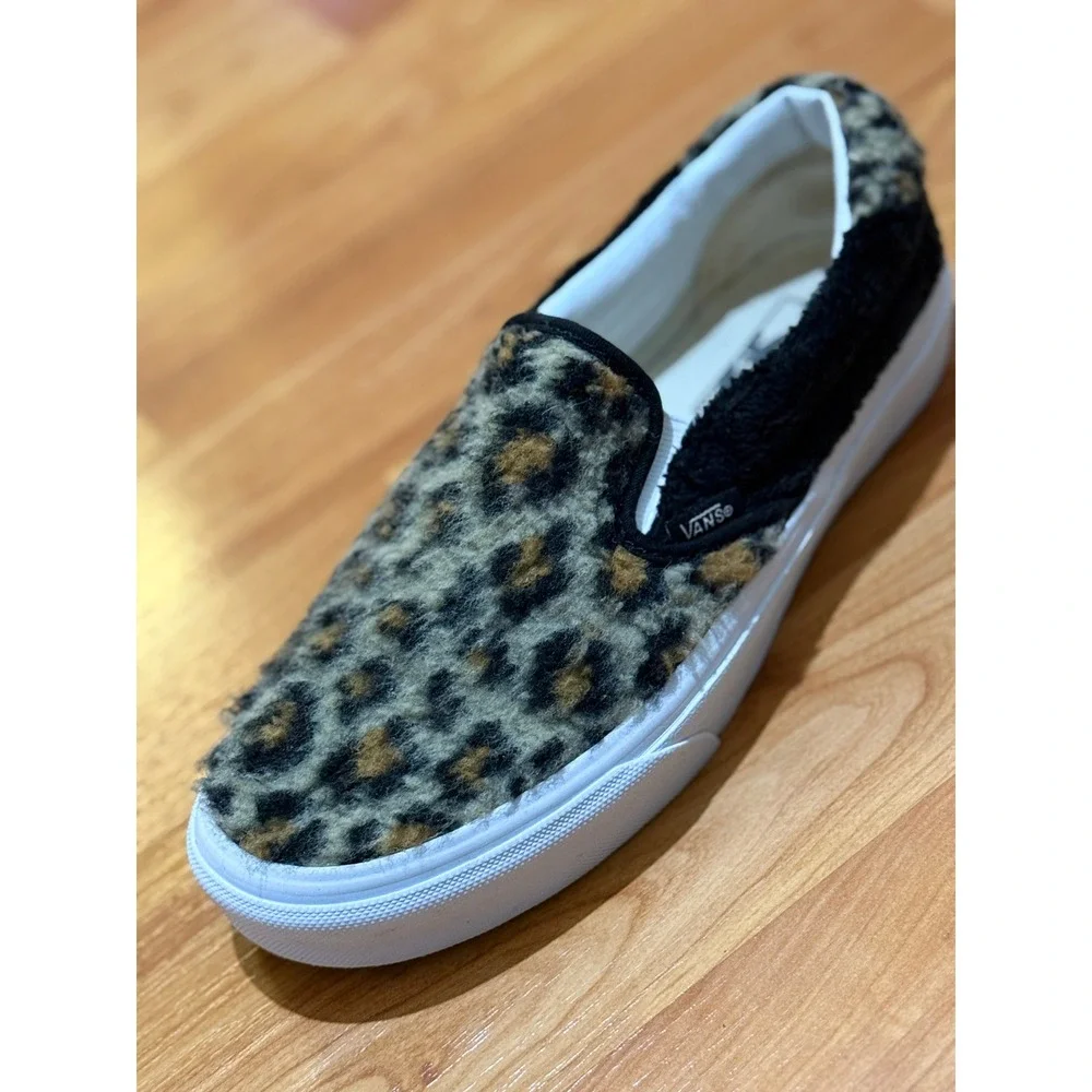 Vans Slip-On Leopard Cheetah Faux Fur Sneakers Womens 7.5‎ Mens 6 Sanitized